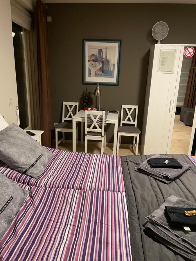 B&B Maison Saint Tropez Eindhoven Exteriör bild