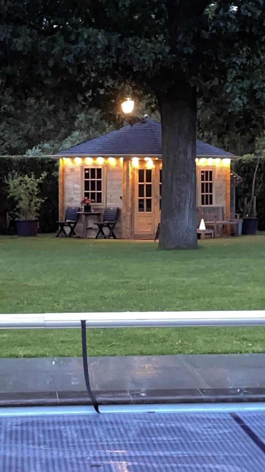 B&B Maison Saint Tropez Eindhoven Exteriör bild