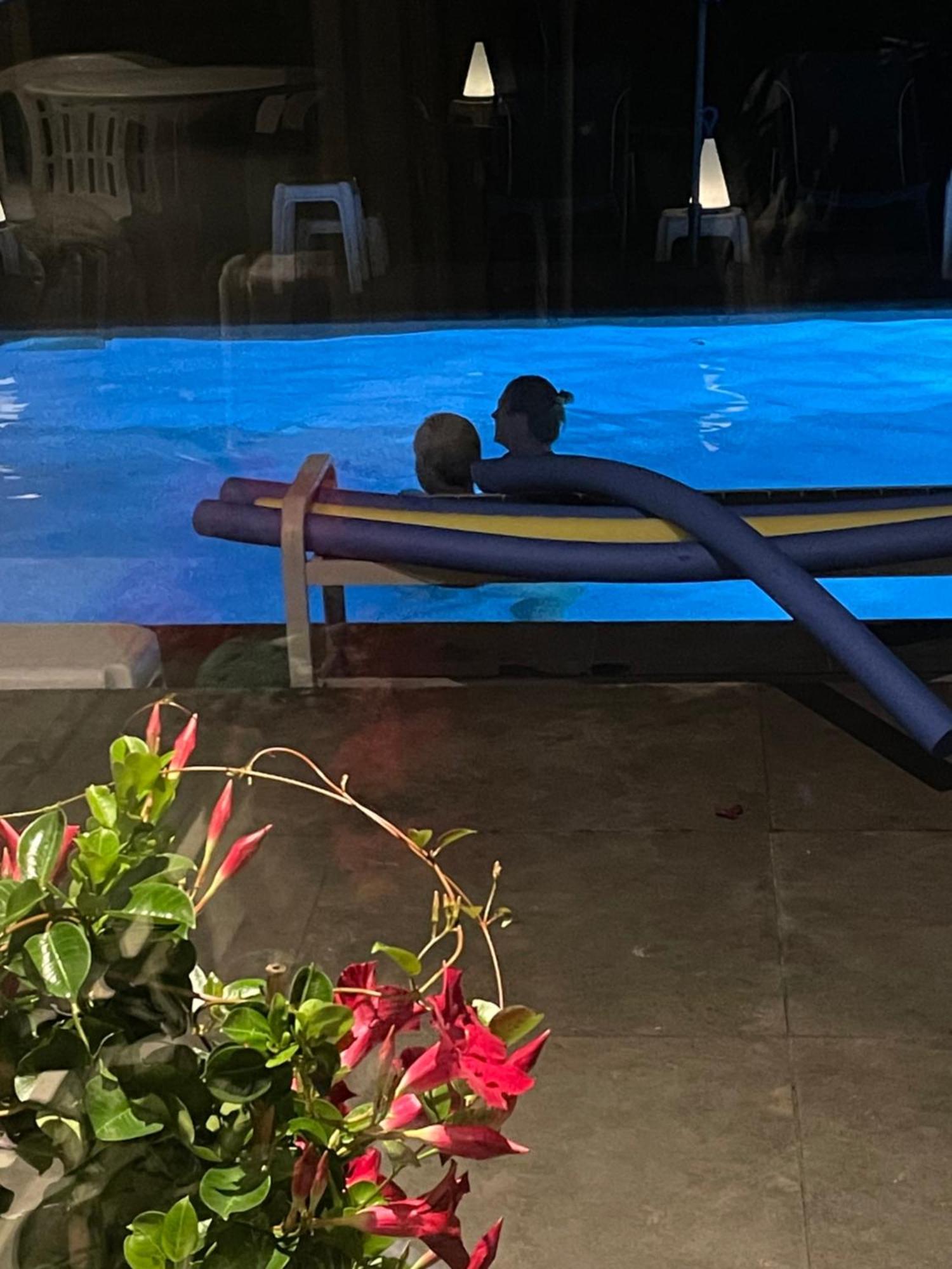 B&B Maison Saint Tropez Eindhoven Exteriör bild