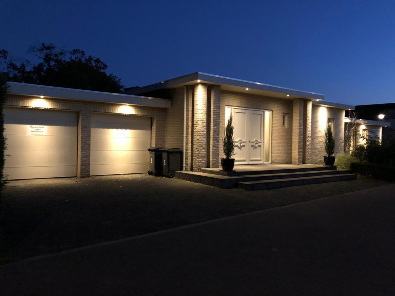 B&B Maison Saint Tropez Eindhoven Exteriör bild